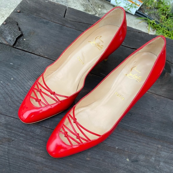 red sole pumps